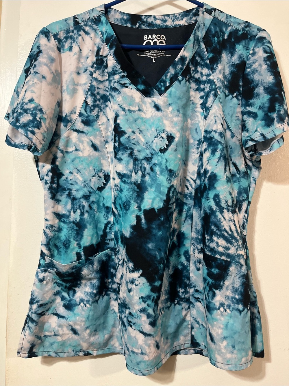 Barco One Women's L Tie-Dye V-Neck Scrub Top